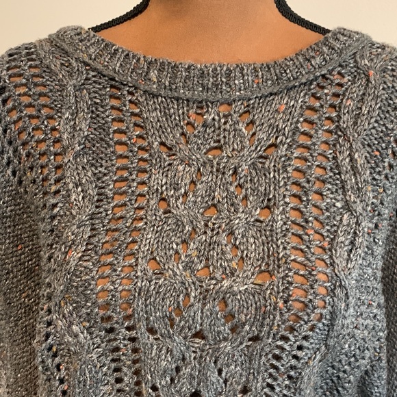 ✨NWT Decree sweater✨ - Picture 2 of 4